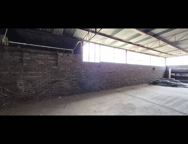 185M² WAREHOUSE TO LET IN DENNYDALE